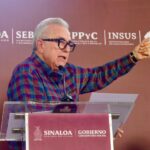 Reciban con felicidad documentos que les brindan certeza jurídica”; expresa gobernador Rocha a familias sinaloítas