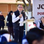 Niñas y niños del ejido 20 de Noviembre Nuevo honran a la Bandera y muestran el orgullo de vivir en “Ahome, la casa de Todos”.