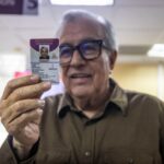 Gobernador Rocha tramita su licencia permanente.