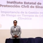 La UAS y Protección Civil impulsan la gestión integral de riesgos; Roy Navarrete urge a ver los desastres como construcciones sociales prevenibles.