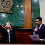 Yeraldine Bonilla Valverde rinde protesta como gobernadora interina de Sinaloa.