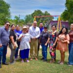 Entrega Antonio Menéndez parque público en campo pesquero El Jitzámuri.