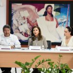 Comité aprueba lista de proveedores del programa de dotación de uniformes y útiles escolares gratuitos, y las fechas del canje