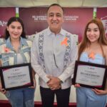 Reconoce Alcalde a jóvenes voluntarias rescatistas del Ej. Mochis, que auxiliaron en siniestro de Plaza Fiesta Las Palmas.