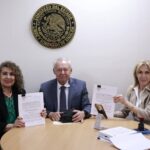 Presenta PAS iniciativa que actualiza y regula el ejercicio profesional en Sinaloa.