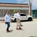 Supervisa Antonio Menéndez rehabilitación de la calle Ramón Valdez