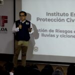 Personal de DIF Sinaloa recibe capacitación de Protección Civil.