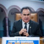 La UAS e IMSS-Bienestar firman convenio de colaboración en beneficio de los estudiantes y la comunidad; coordinan esfuerzos en salud, investigación y práctica profesional.