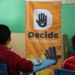 Programa preventivo DECIDE logra reducir la intención de consumir alcohol y vapeadores en estudiantes.