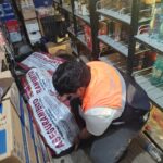 Operativo sanitario permite el aseguramiento de alrededor de 2 mil 300 piezas de productos no aptos para el consumo humano.COEPRISS fortalece acciones de verificación y fomento sanitario en comunidades afectadas por las lluvias.