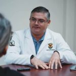 La Facultad de Medicina de la UAS impulsará excelencia académica e investigación durante el periodo 2026-2030; priorizará acreditaciones, ciencia y formación.