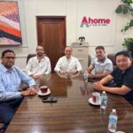 Empresarios chinos sostienen reunión con el alcalde Antonio Menéndez