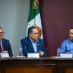 El Rector de la UAS, Dr. Jesús Madueña Molina, testigo de honor en la entrega de la sede de la Universidad Nacional Rosario Castellanos en Culiacán.